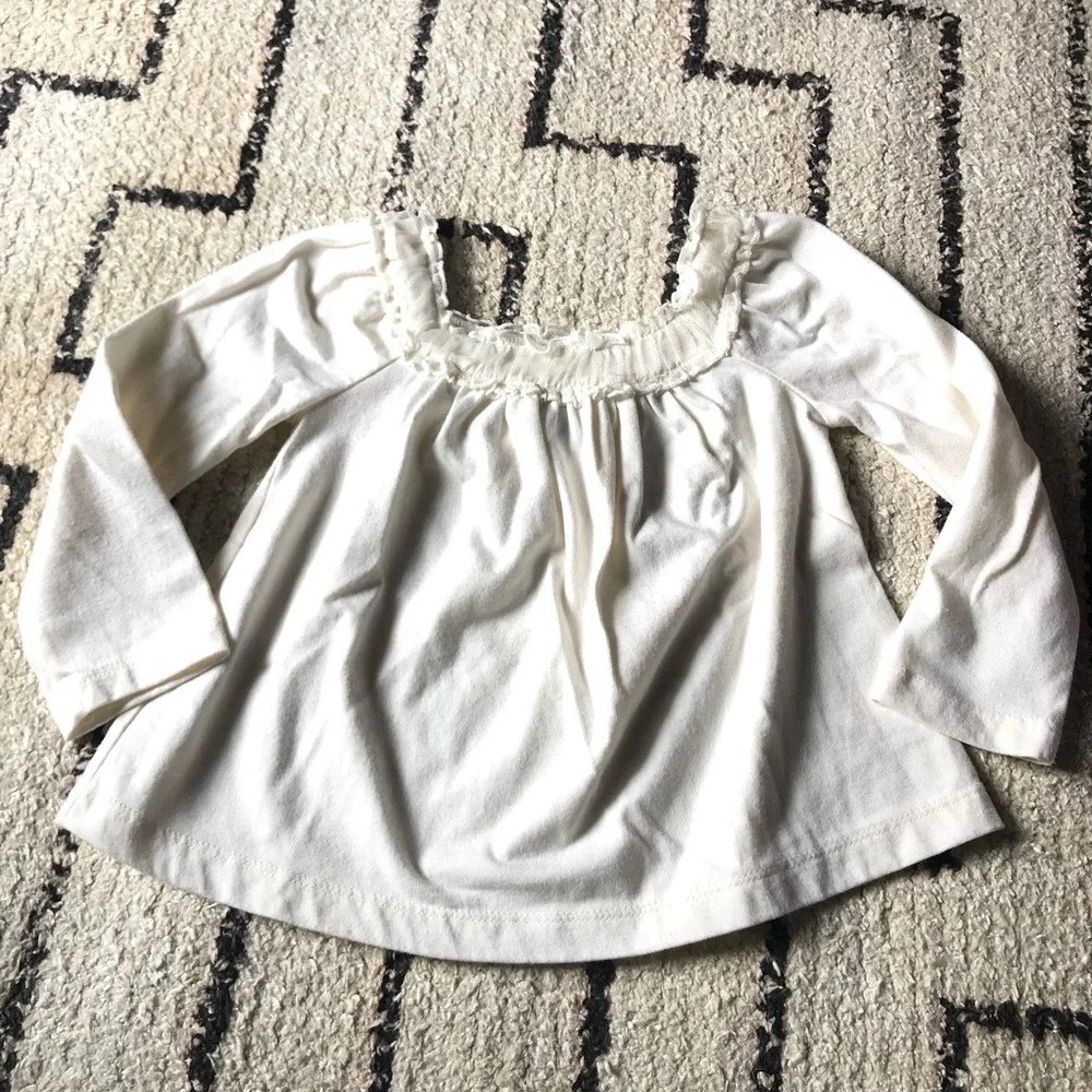 Baby Gap girls top with lace trim